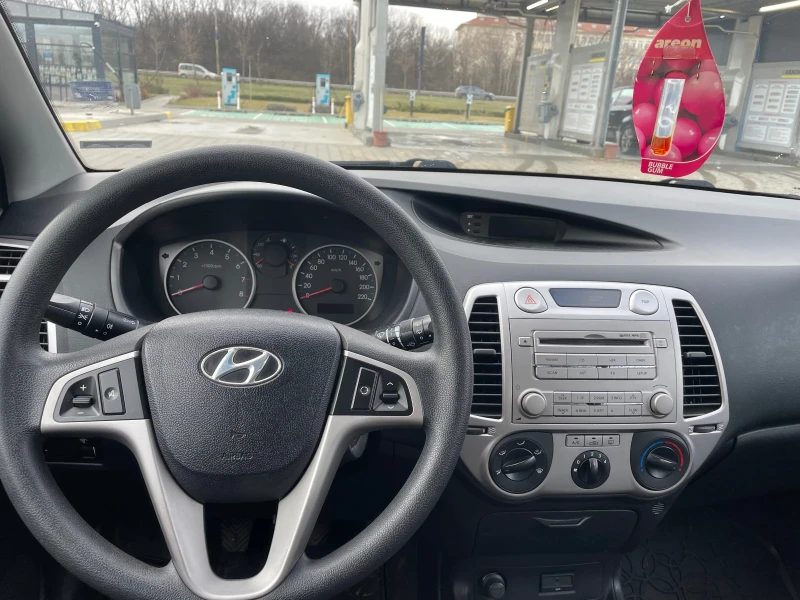 Hyundai I20 1.3, 78 ps, снимка 7 - Автомобили и джипове - 53135144