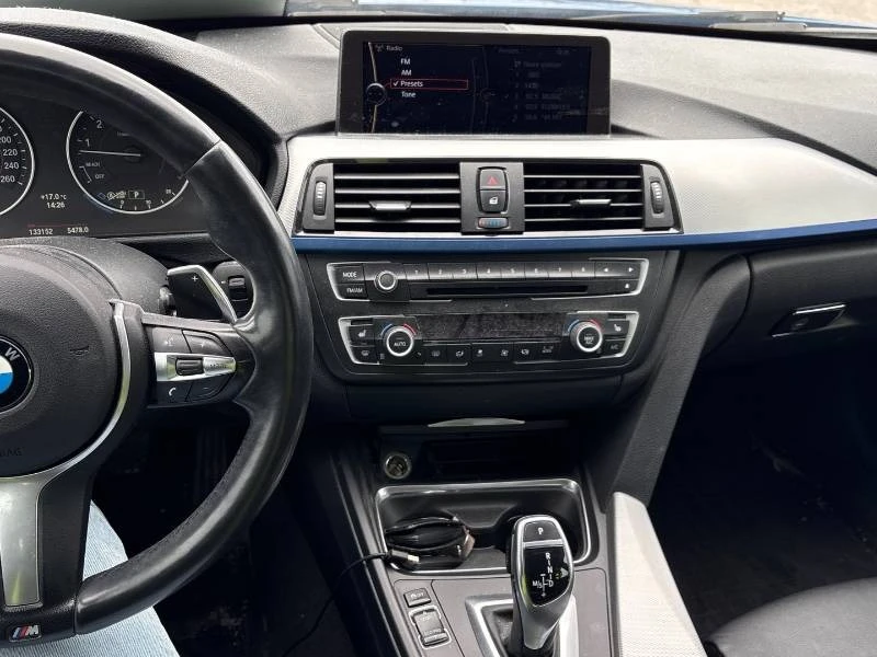 BMW 335 * xDrive * 2 КЛЮЧА * H/K * Estoril Blue, снимка 10 - Автомобили и джипове - 55040579