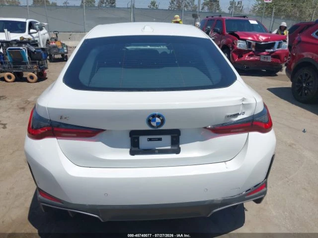BMW i4 GranCoupe* eDrive40* КОЖА* ПОДГРЕВ* ПАНО* , снимка 15 - Автомобили и джипове - 55587209