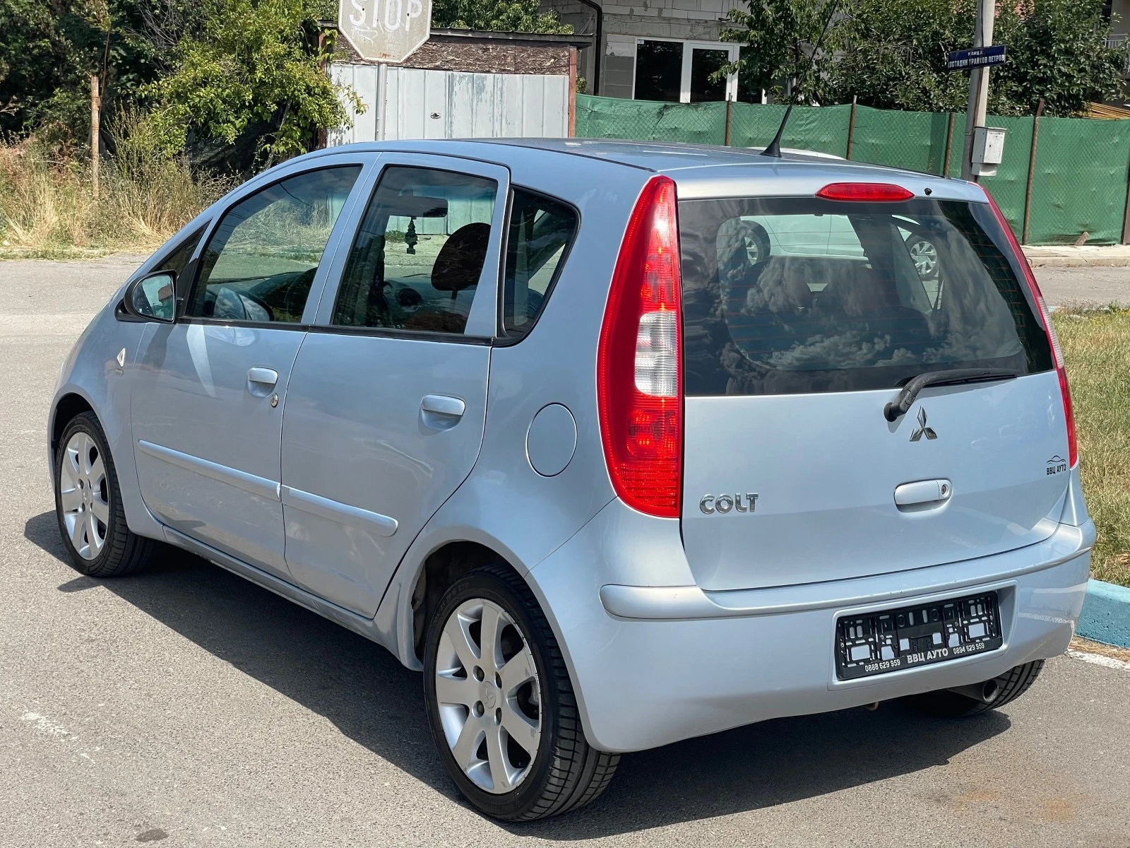 Mitsubishi Colt 1.5Бензин/109кс. - изображение 7