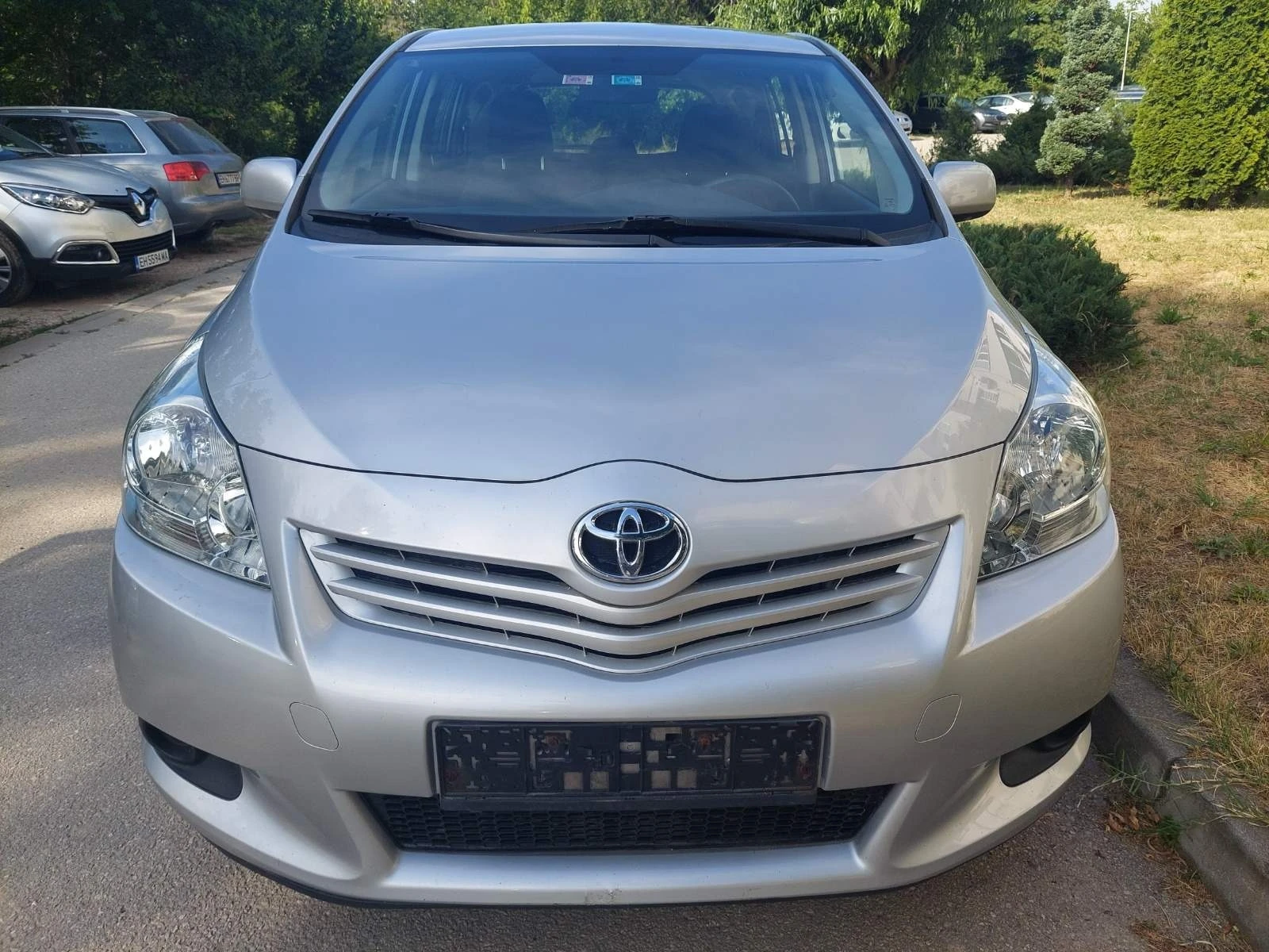 Toyota Verso 1.6i бензин - изображение 3