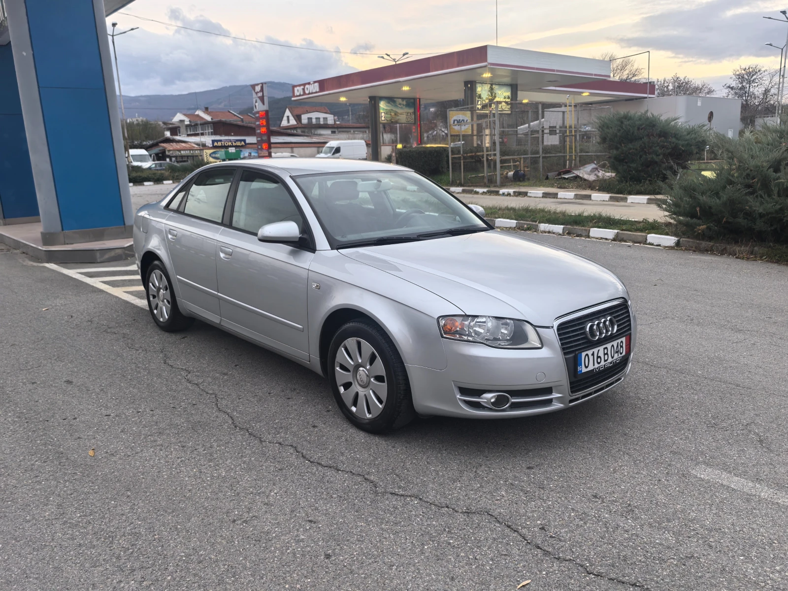 Audi A4 1.9 TDI - изображение 2