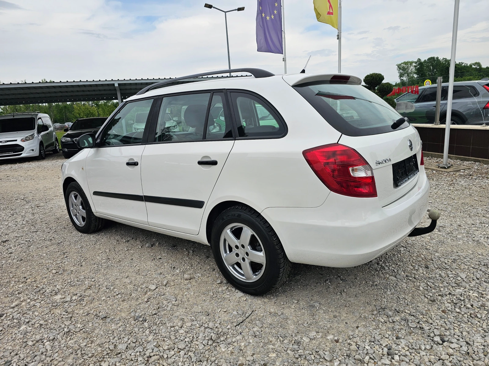 Skoda Fabia 1.6TDI  EURO 5b ! ! КЛИМАТИК - изображение 3