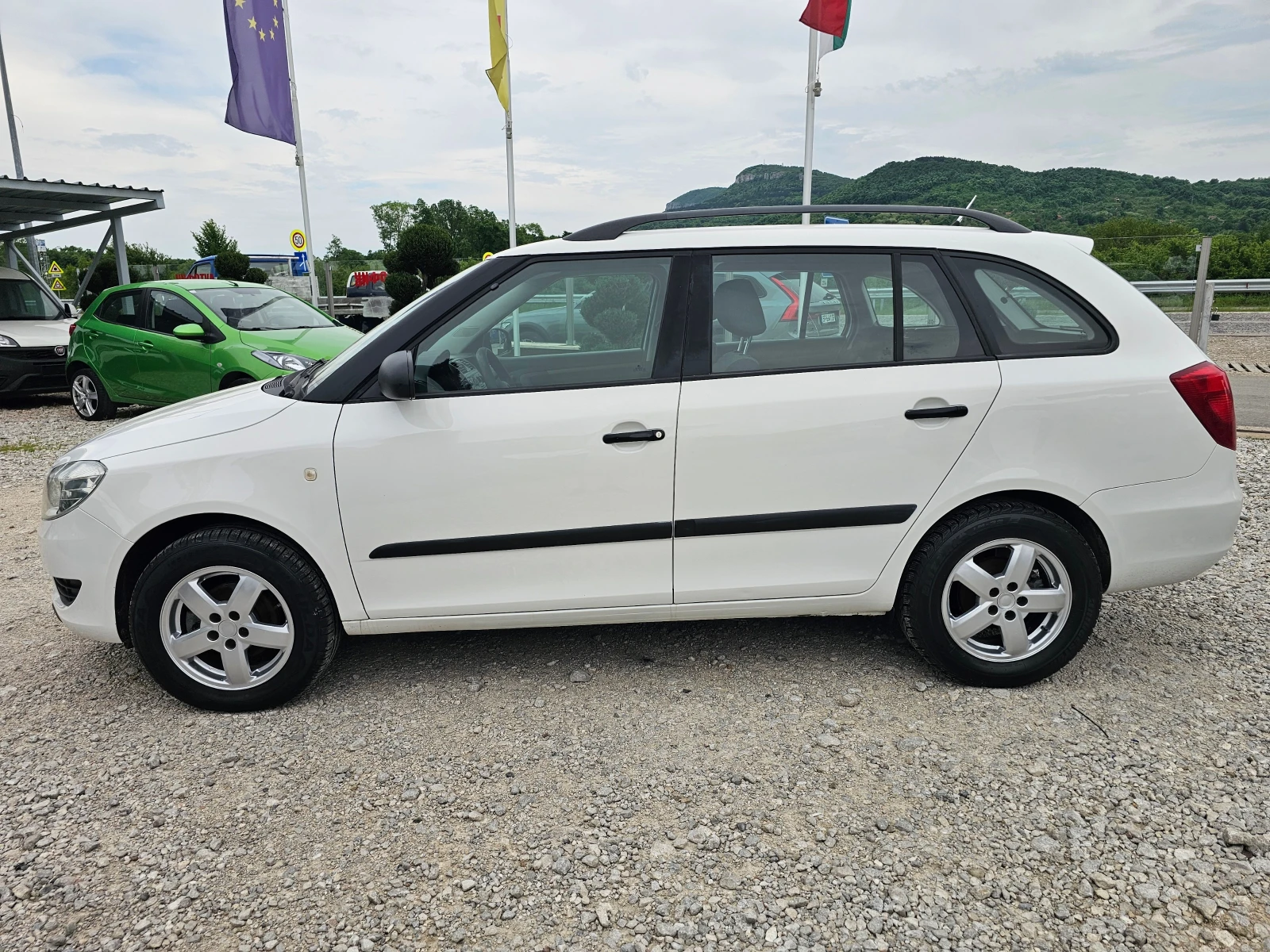 Skoda Fabia 1.6TDI  EURO 5b ! ! КЛИМАТИК - изображение 2