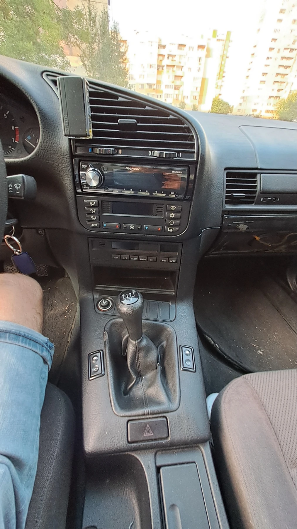 BMW 318 Е36 - изображение 8
