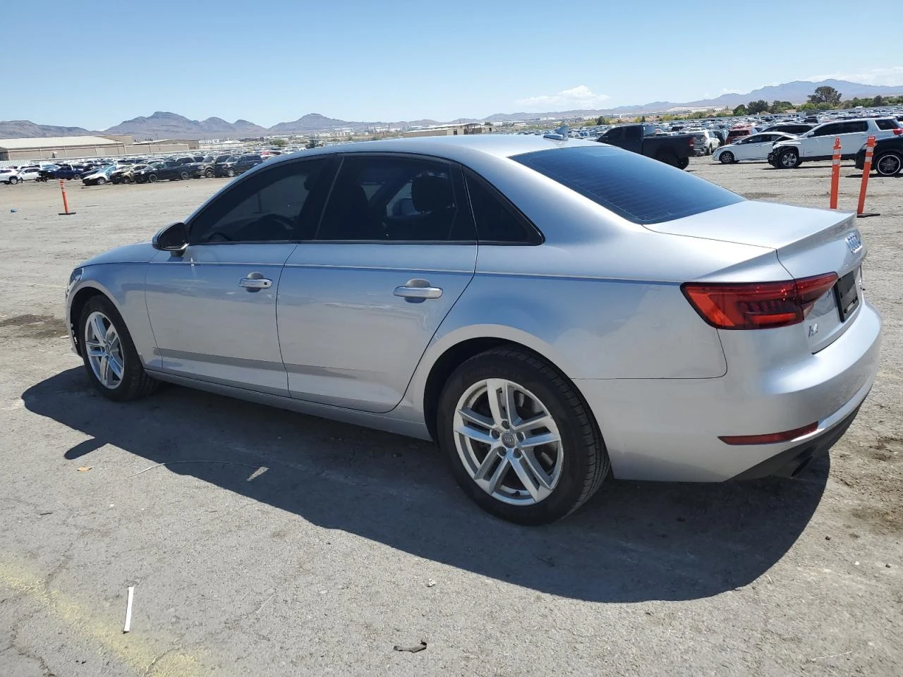 Audi A4 Авто Кредит! - изображение 4