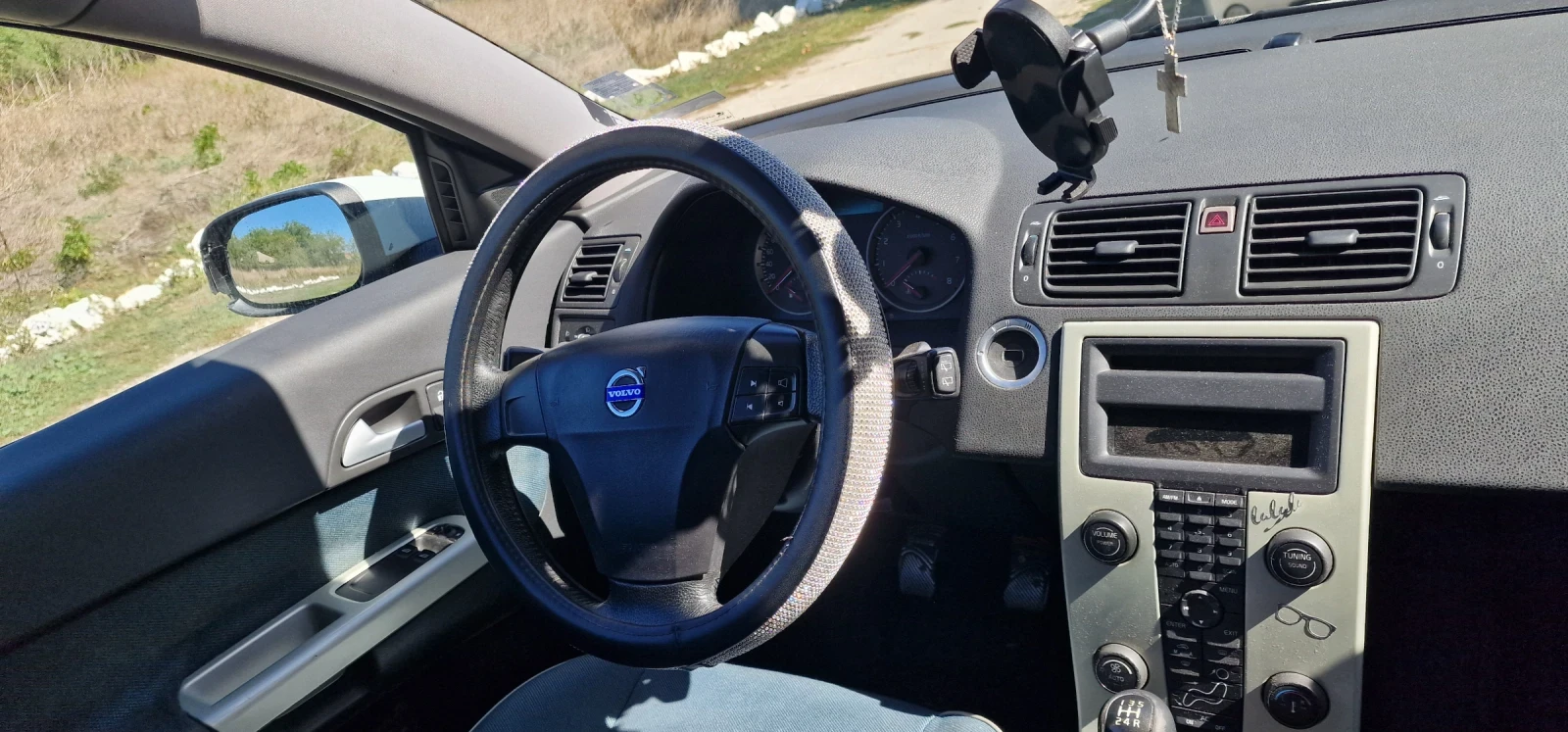 Volvo C30 1.6 16V 100к.с. - изображение 6