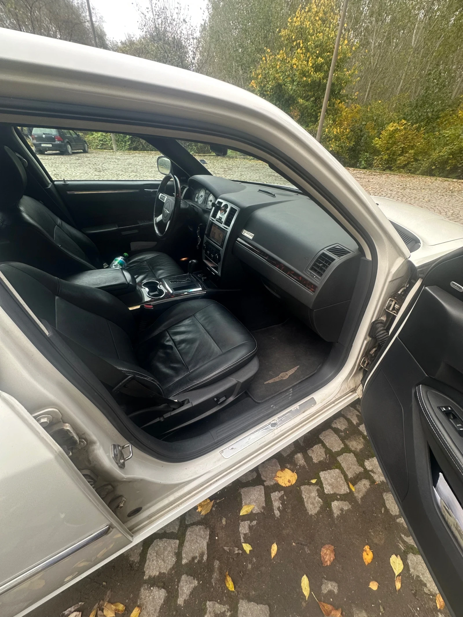 Chrysler 300c  - изображение 10