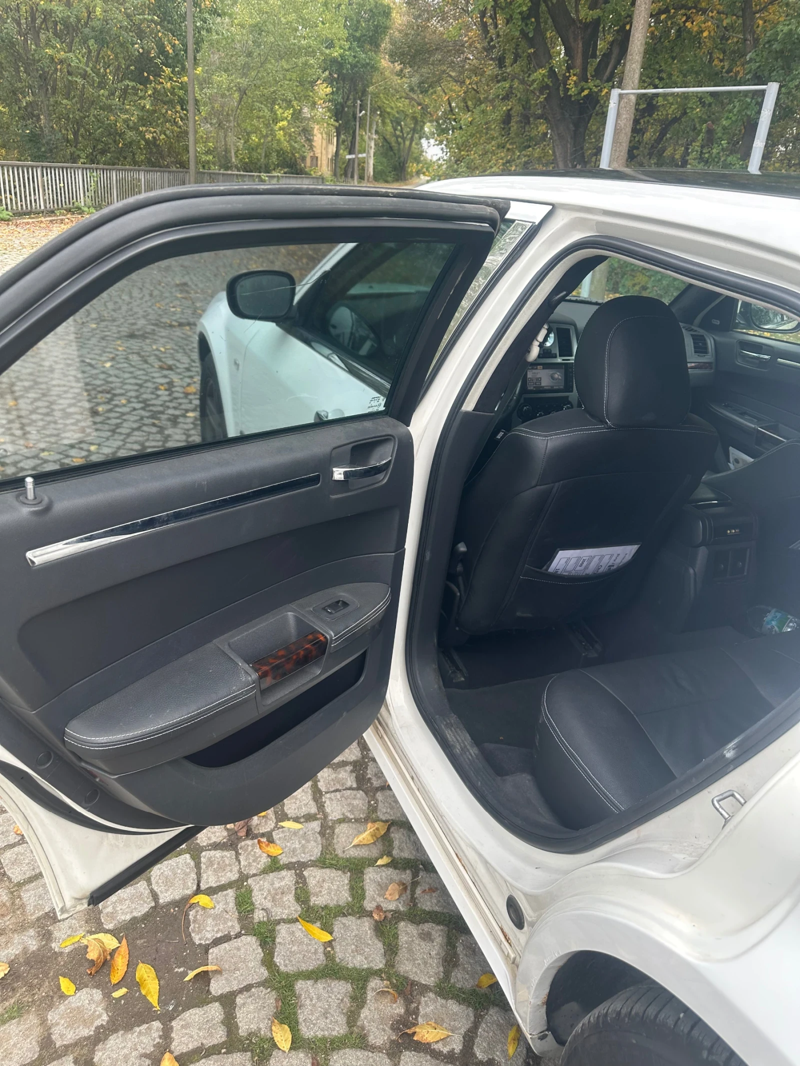 Chrysler 300c  - изображение 7