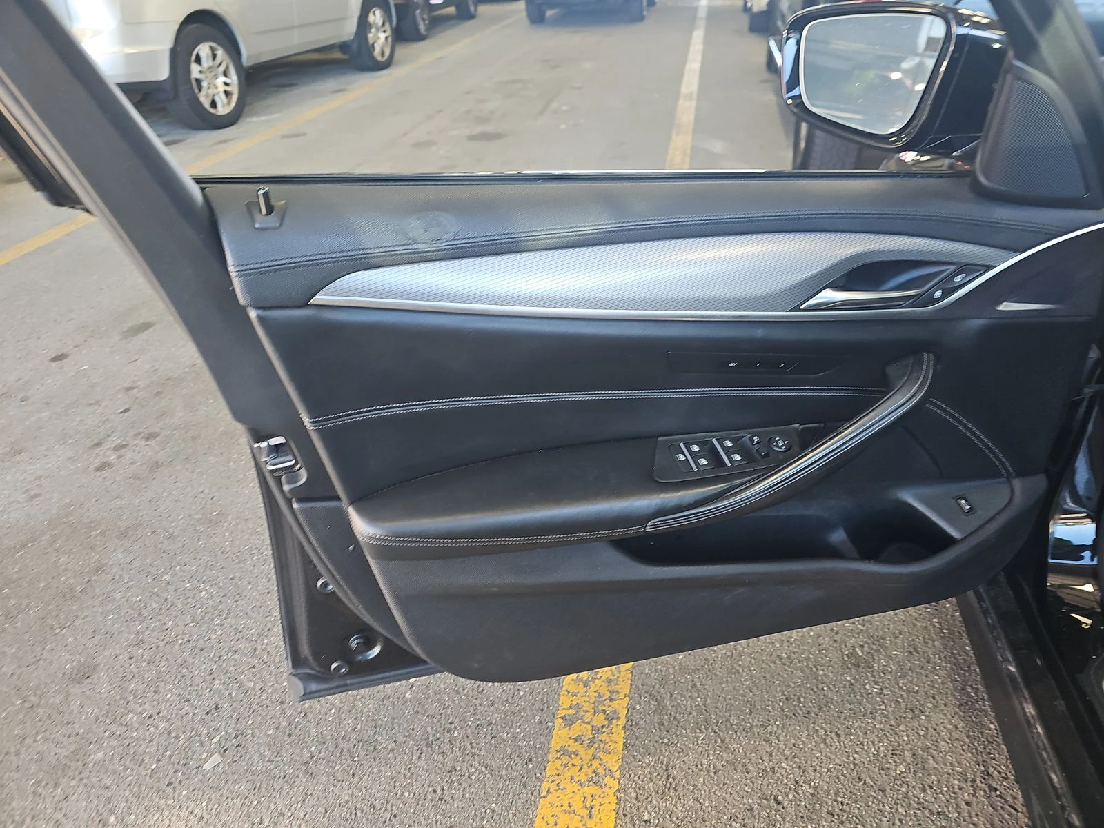 BMW 540 M* SPORT* XDRIVE* ХЕДЪП* 360КАМЕРА* LANE* ASSIST*  - изображение 6