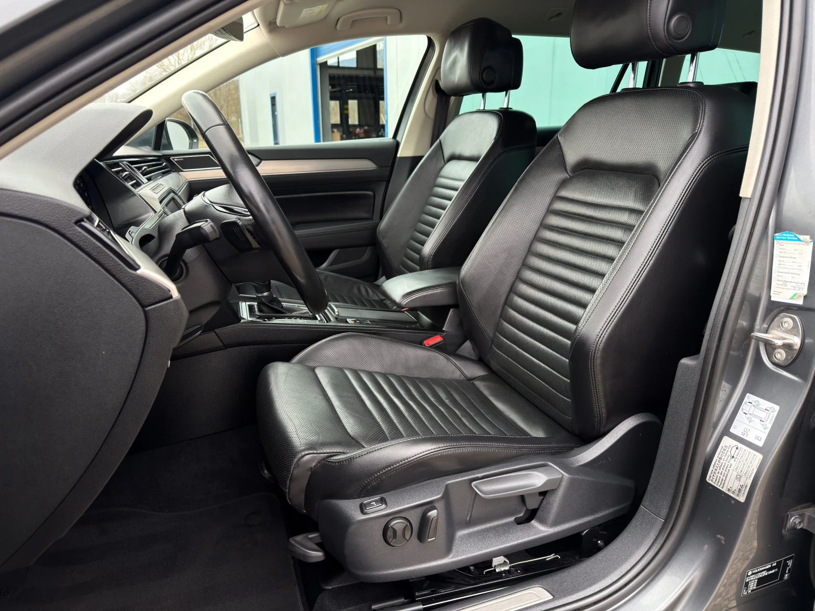 VW Passat 2.0TDI 190�� Highline/Digital/Dynaudio/�������� | Mobile.bg � ����������� 11