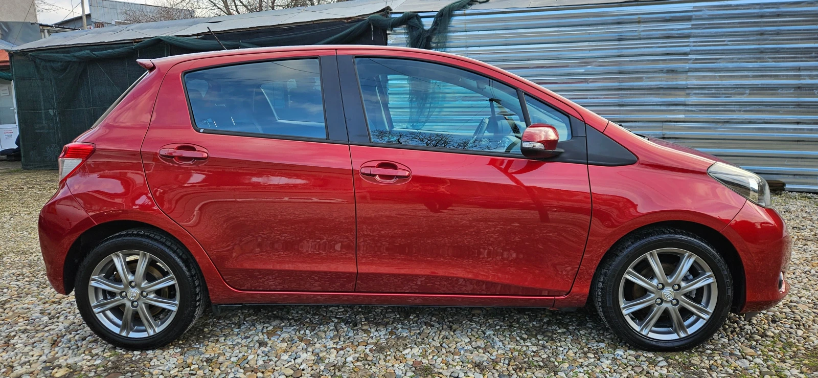 Toyota Yaris 1.4D-4D 90kс* 2012г* 4 ВРАТИ* НАВИГАЦИЯ* КАМЕРА* Т - изображение 8