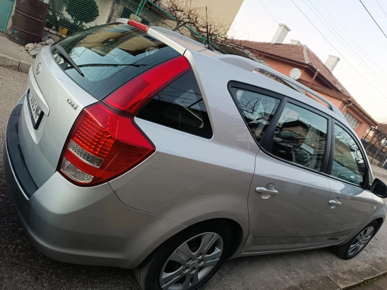 Kia Ceed, снимка 8 - Автомобили и джипове - 53721310