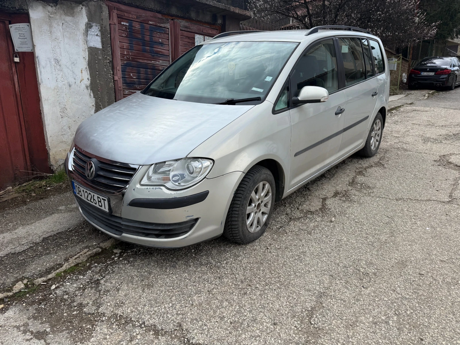 VW Touran 1.6 ДЕСЕН ВОЛАН