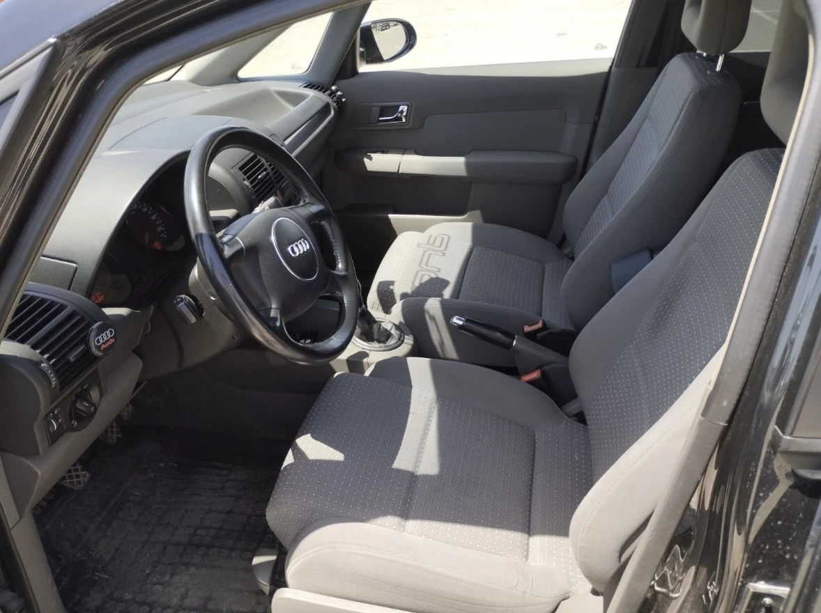 Audi A2 1.4 бензин, снимка 8 - Автомобили и джипове - 54257123