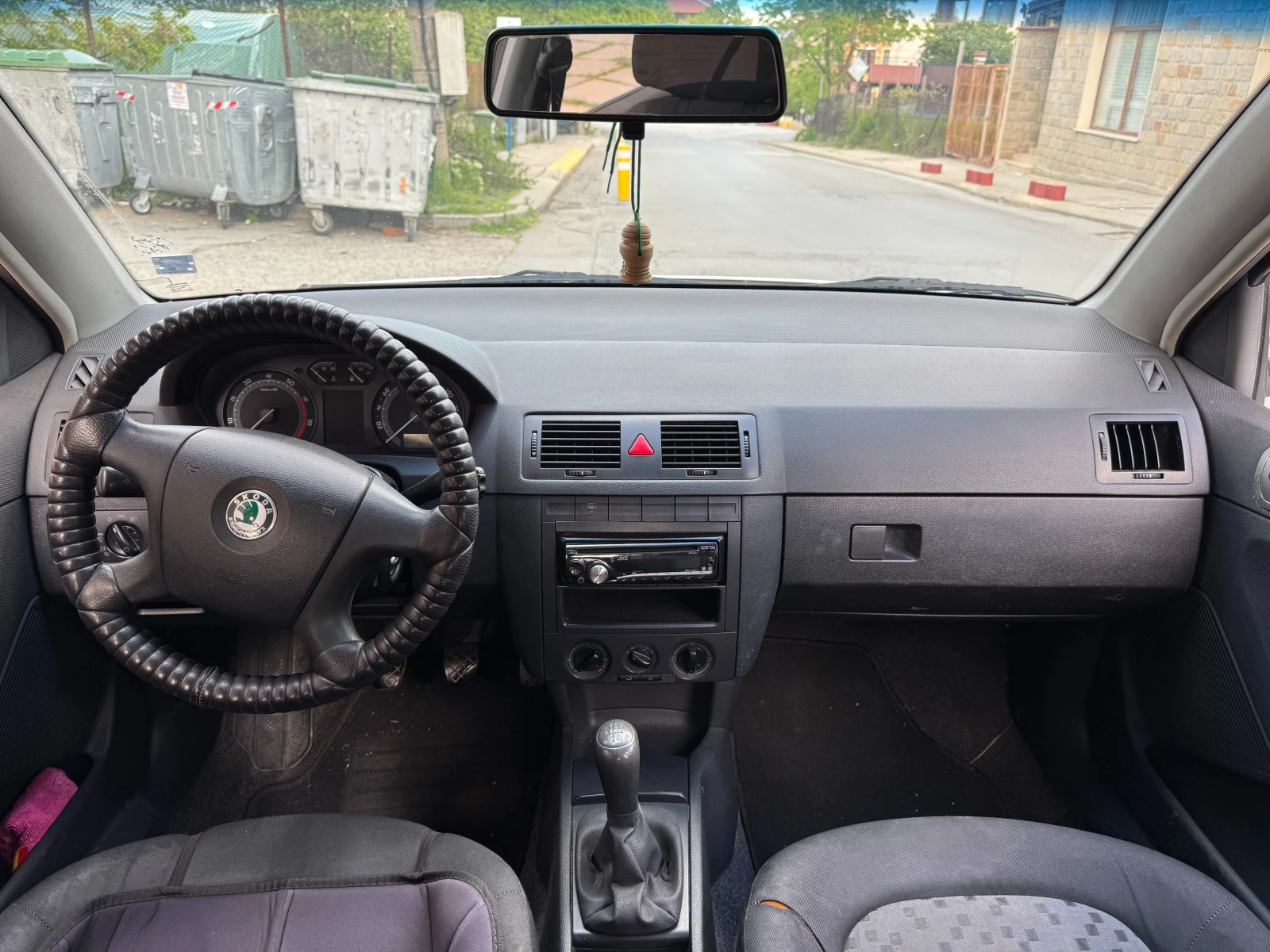 Skoda Fabia, снимка 8 - Автомобили и джипове - 54443788