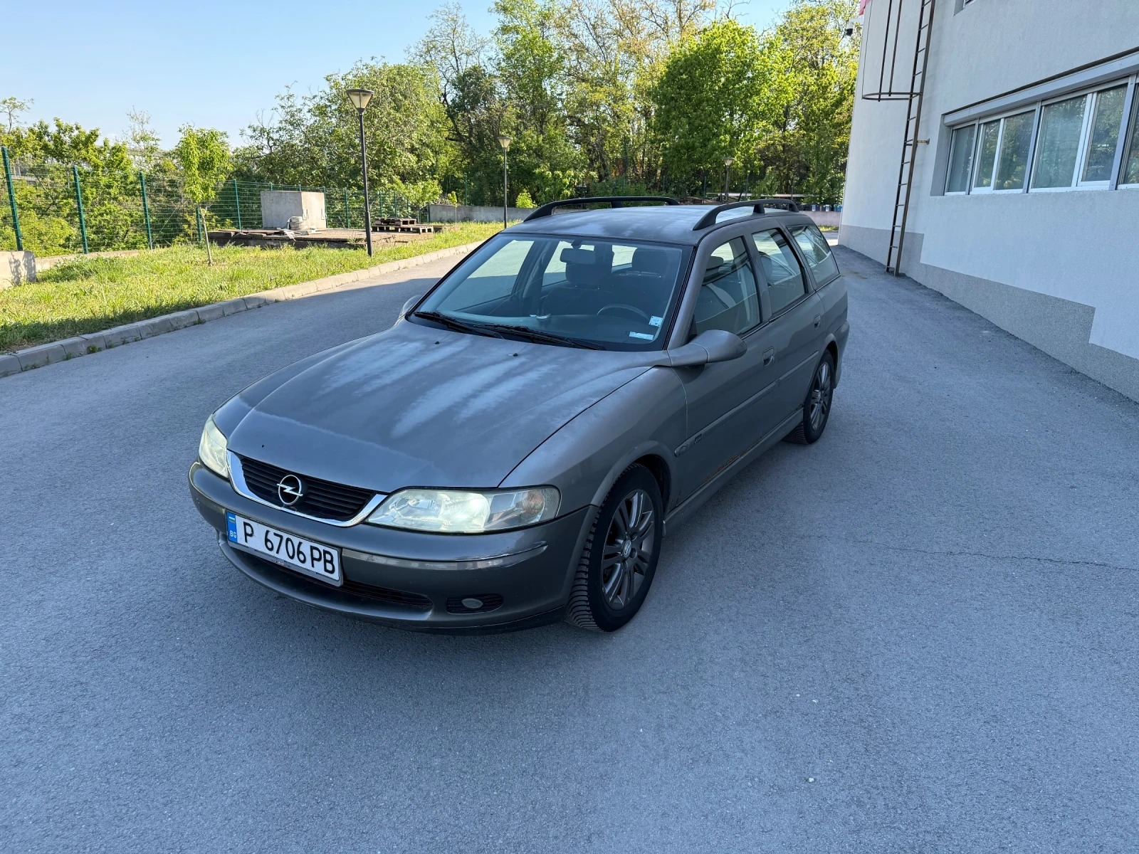 Opel Vectra 2.0 DTH, снимка 14 - Автомобили и джипове - 54444409