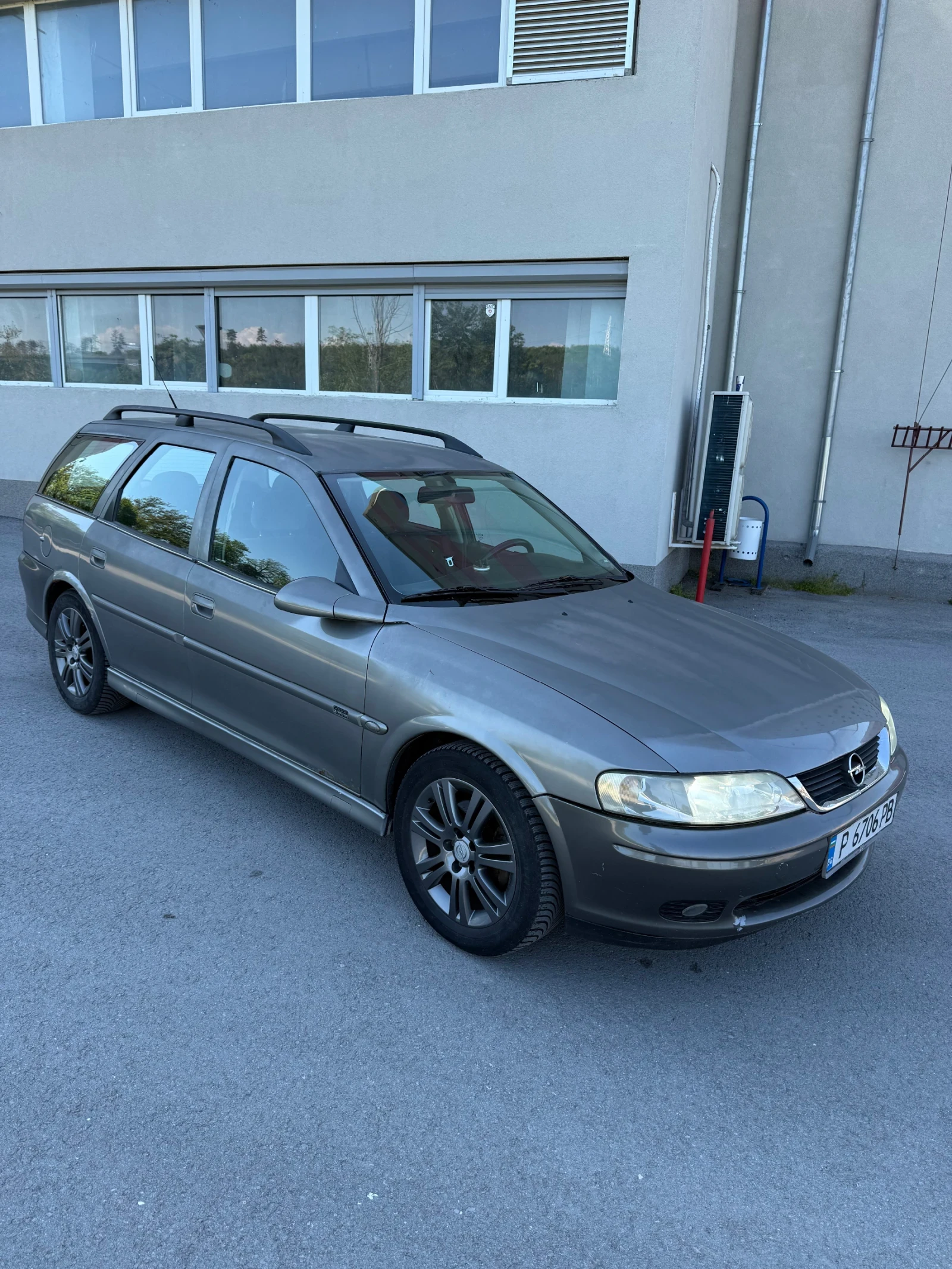 Opel Vectra 2.0 DTH, снимка 2 - Автомобили и джипове - 54444409