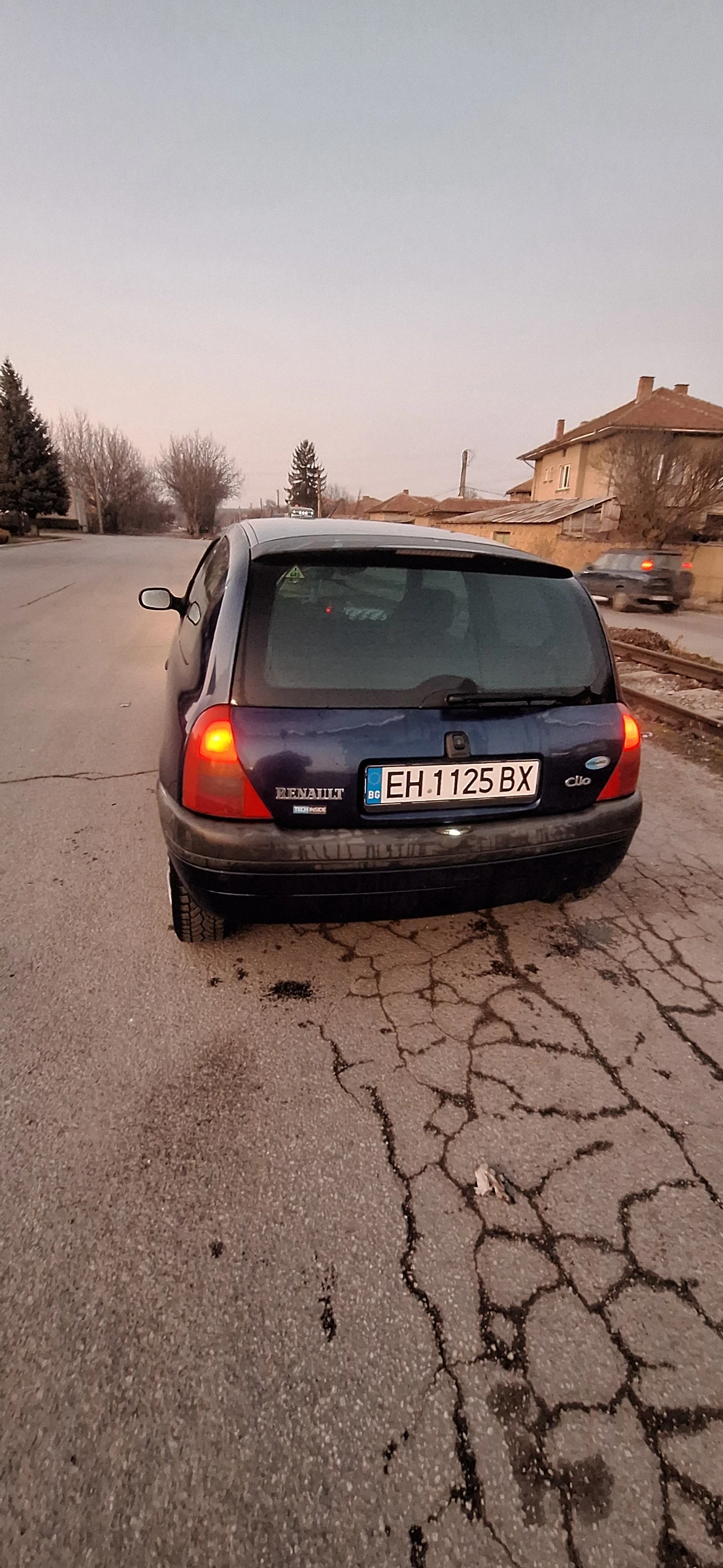 Renault Clio, снимка 3 - Автомобили и джипове - 54571982