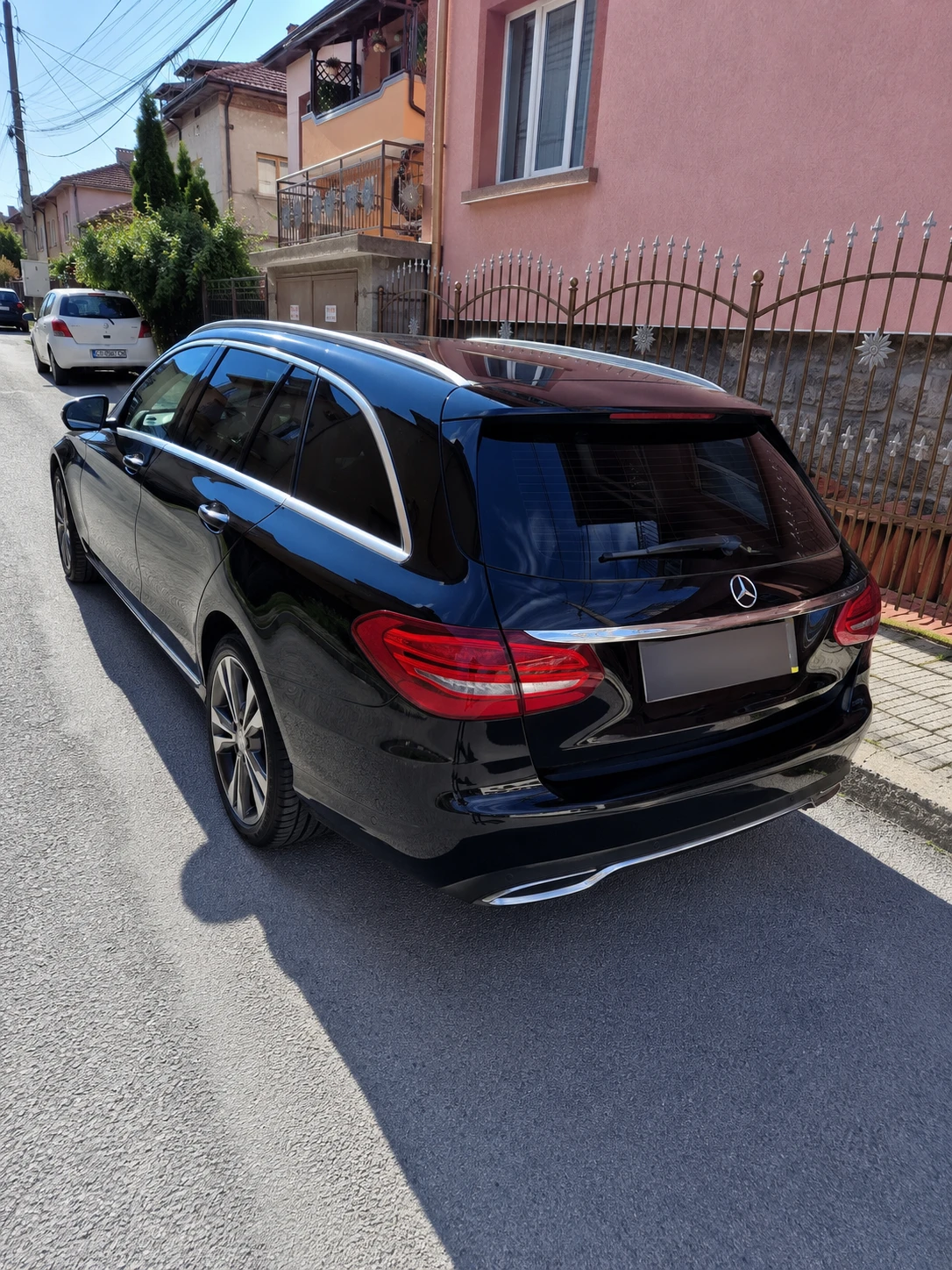 Mercedes-Benz C 200 * личен автомобил* , снимка 2 - Автомобили и джипове - 54783451