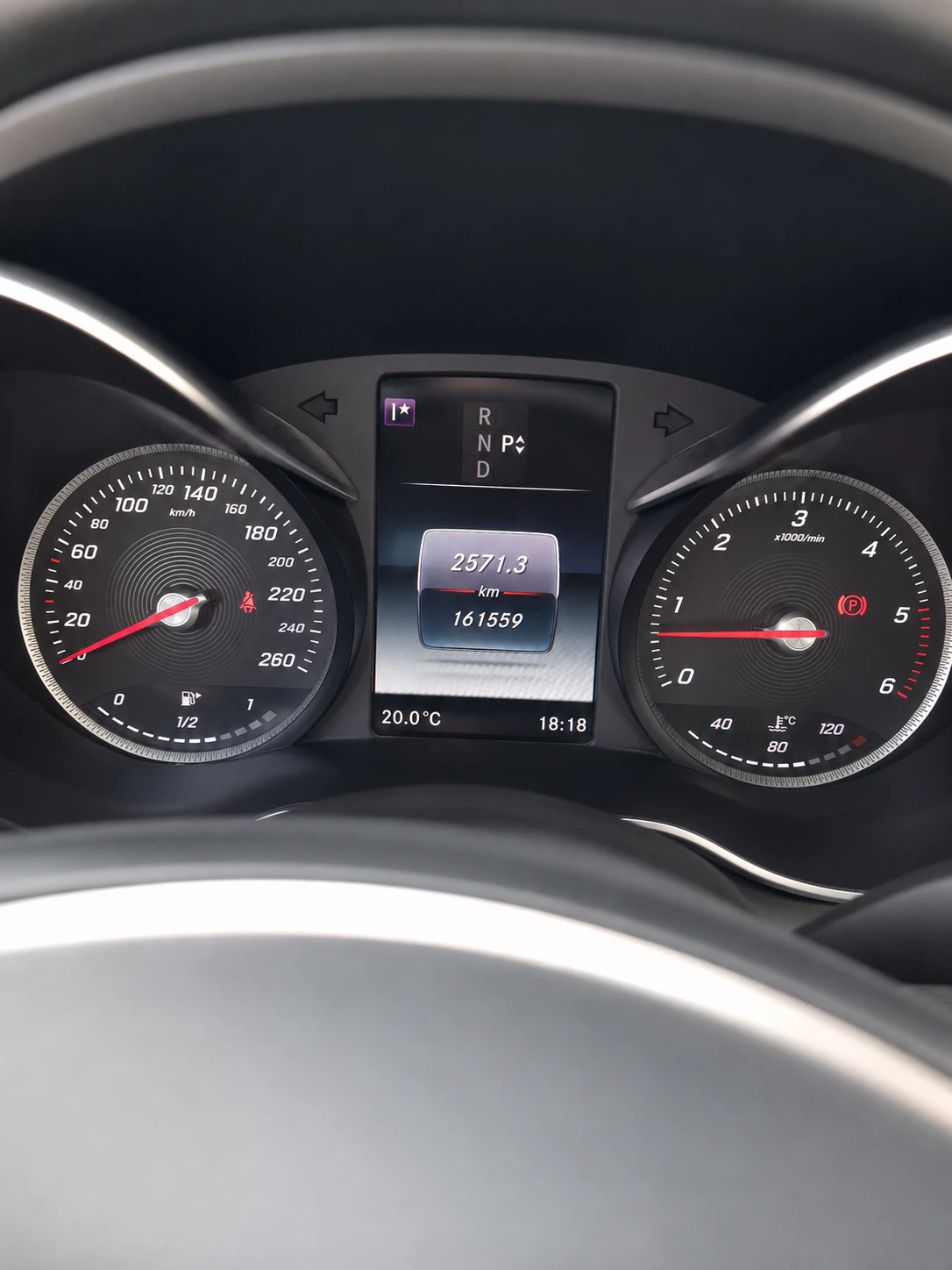 Mercedes-Benz C 200 * личен автомобил* , снимка 4 - Автомобили и джипове - 54783451