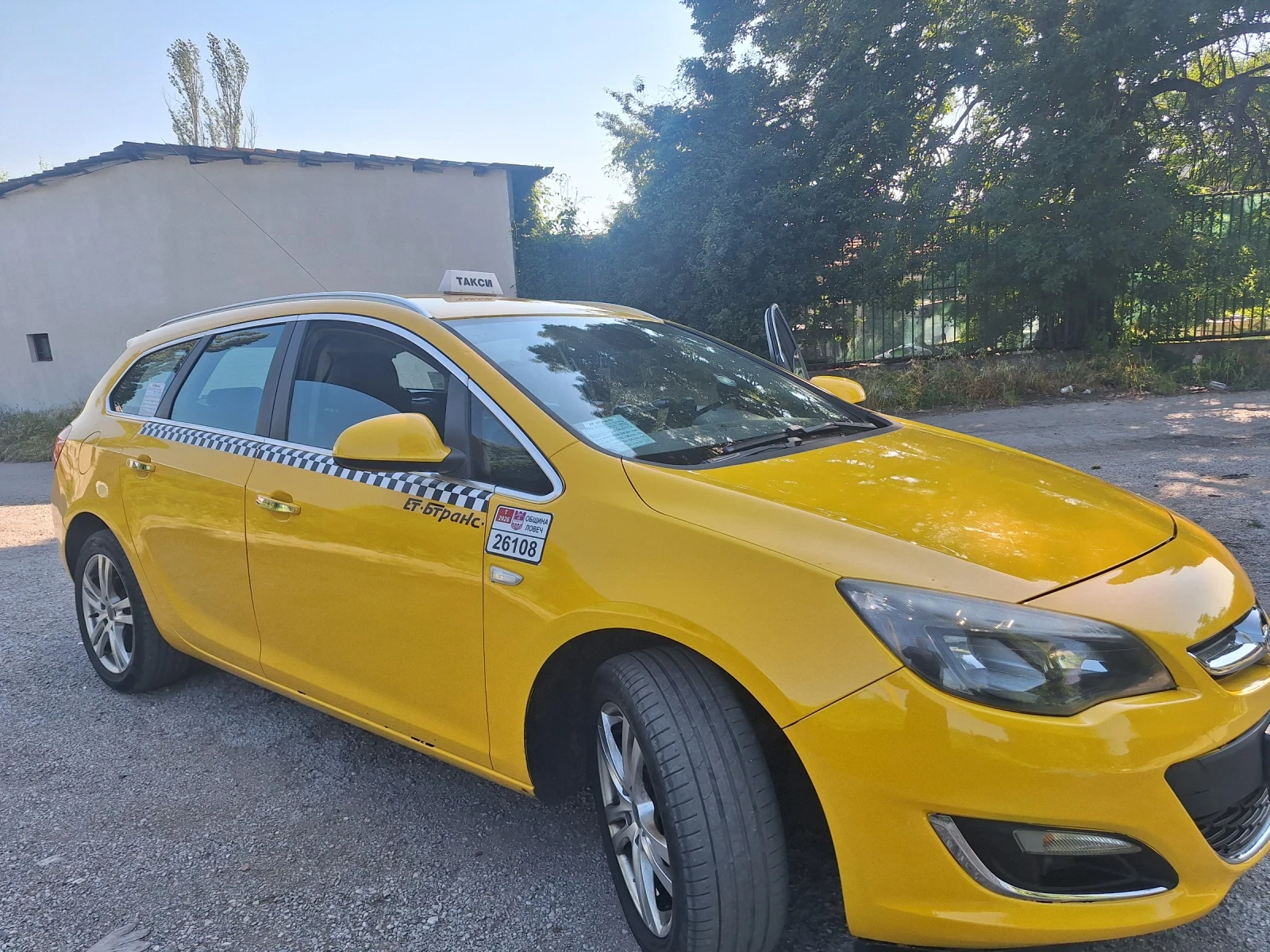 Opel Astra 1.7 cdti, снимка 2 - Автомобили и джипове - 54862220