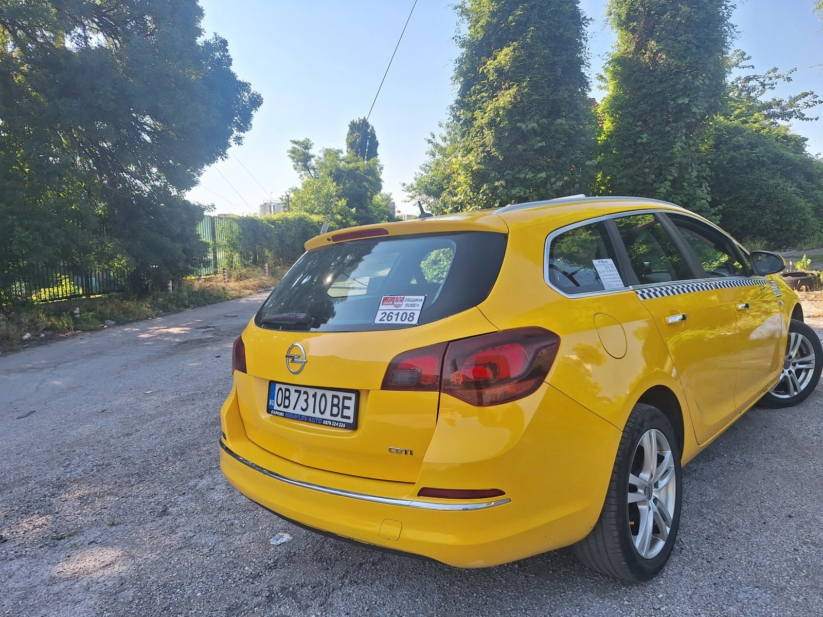Opel Astra 1.7 cdti, снимка 4 - Автомобили и джипове - 54862220