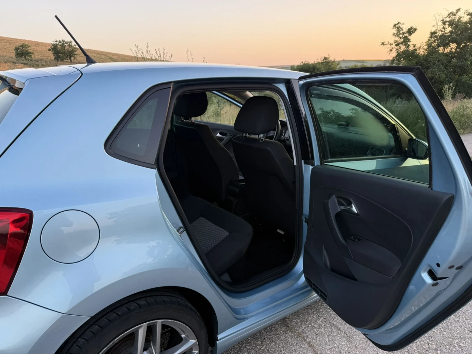 VW Polo VW POLO 1.2TDI R-LINE TOP , снимка 14 - Автомобили и джипове - 55087594