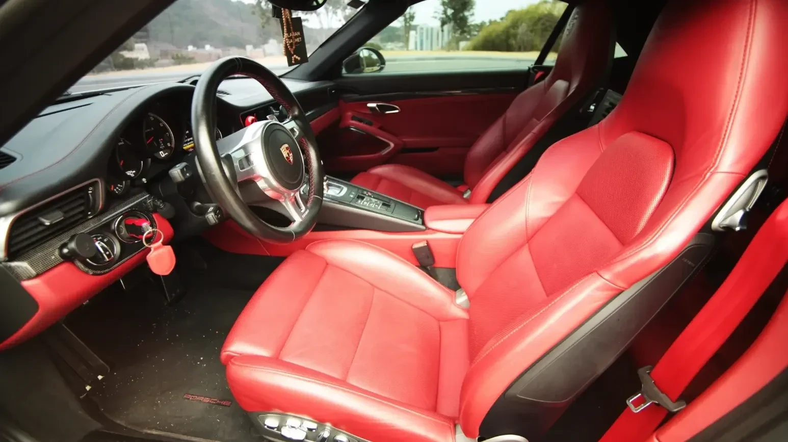 Porsche 911 TURBO S * CARBON CERAMIC, снимка 5 - Автомобили и джипове - 55145615