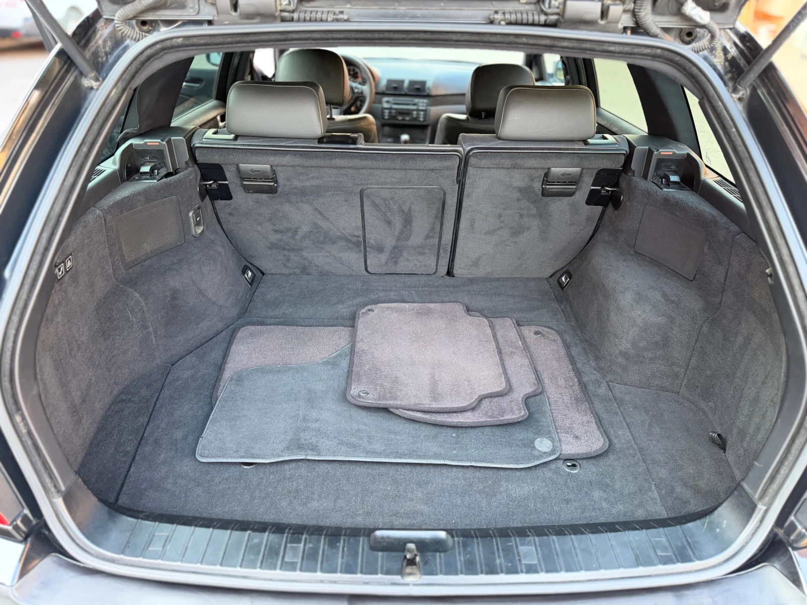 BMW 320 FACE * M-Pack* , снимка 15 - Автомобили и джипове - 55435803