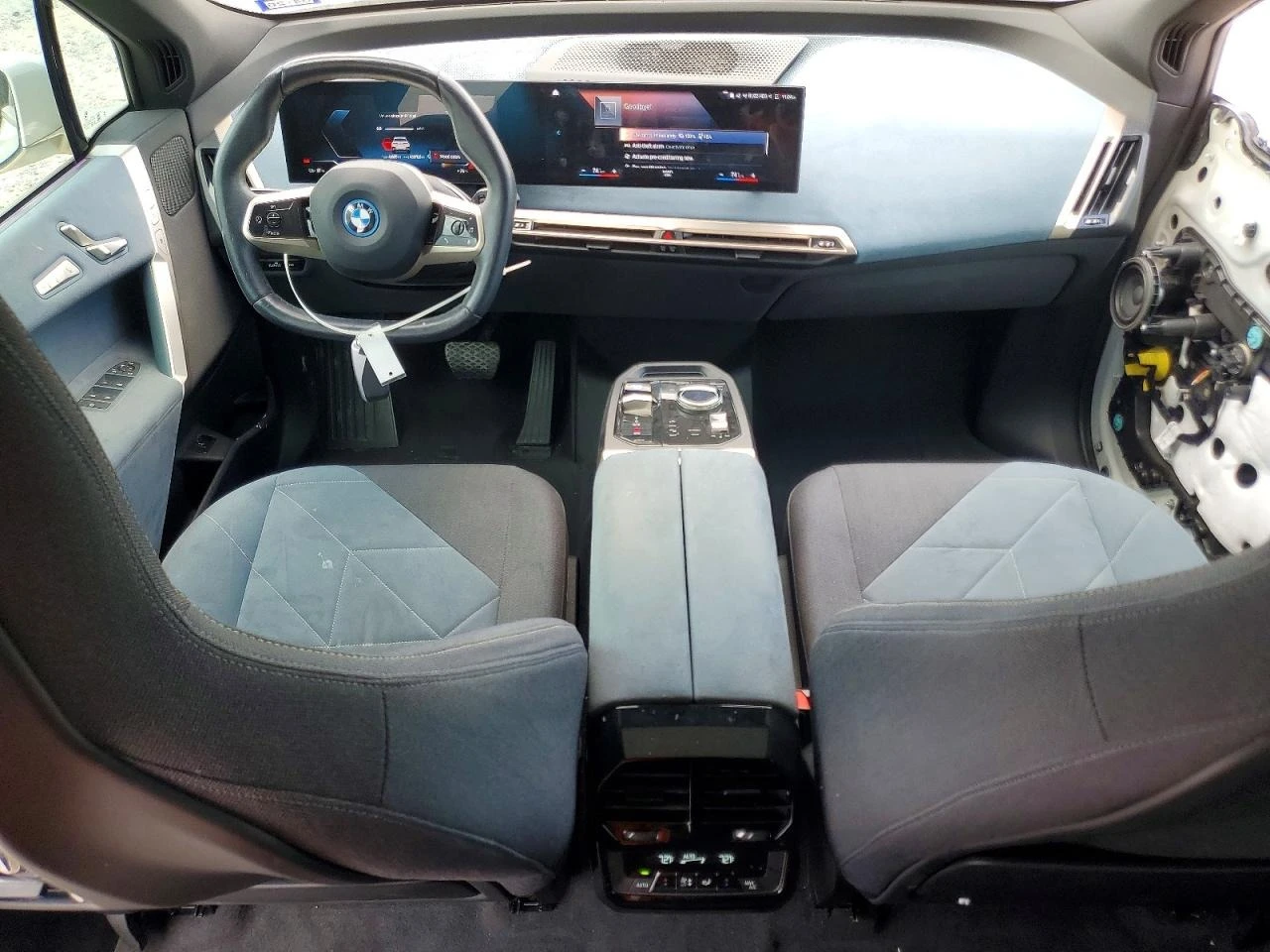 BMW iX xDrive50, снимка 8 - Автомобили и джипове - 55560251