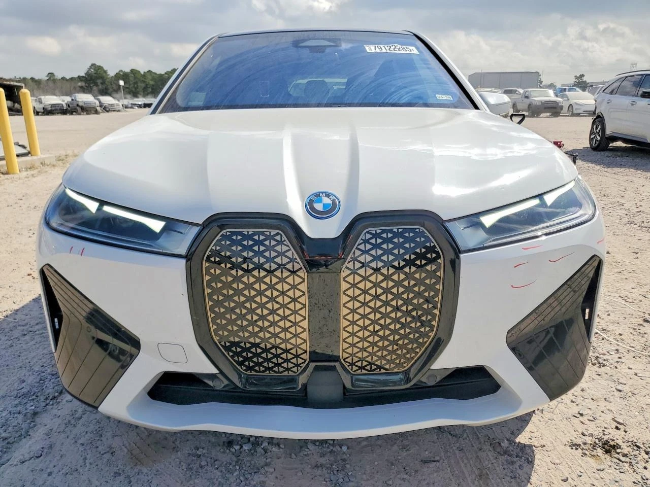 BMW iX xDrive50, снимка 5 - Автомобили и джипове - 55560251
