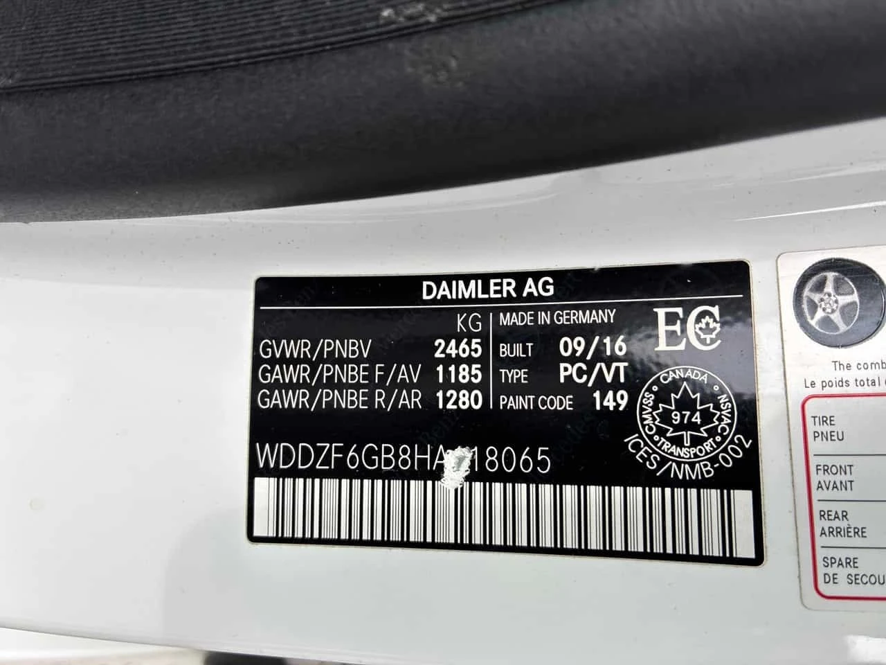 Mercedes-Benz E 400 4MATIC* BURMESTER* + ГУМИ , снимка 10 - Автомобили и джипове - 55743629