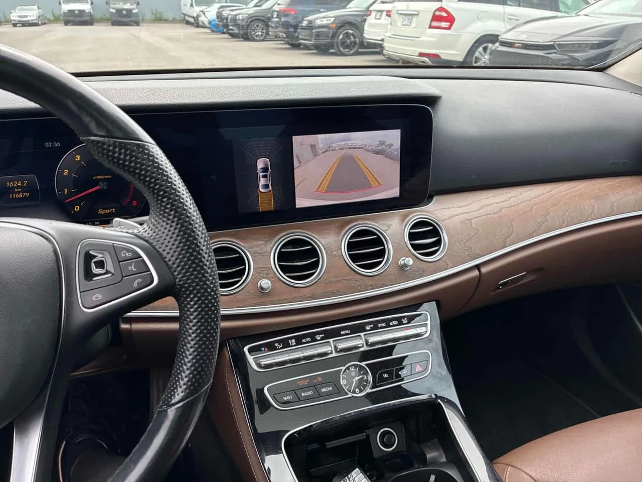 Mercedes-Benz E 400 4MATIC* BURMESTER* + ГУМИ , снимка 9 - Автомобили и джипове - 55743629