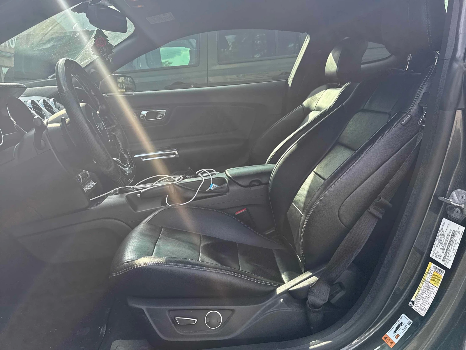 Ford Mustang * GT * CARFAX * БЕЗ ПЪРВОНАЧАЛНА ВНОСКА, снимка 13 - Автомобили и джипове - 55919983