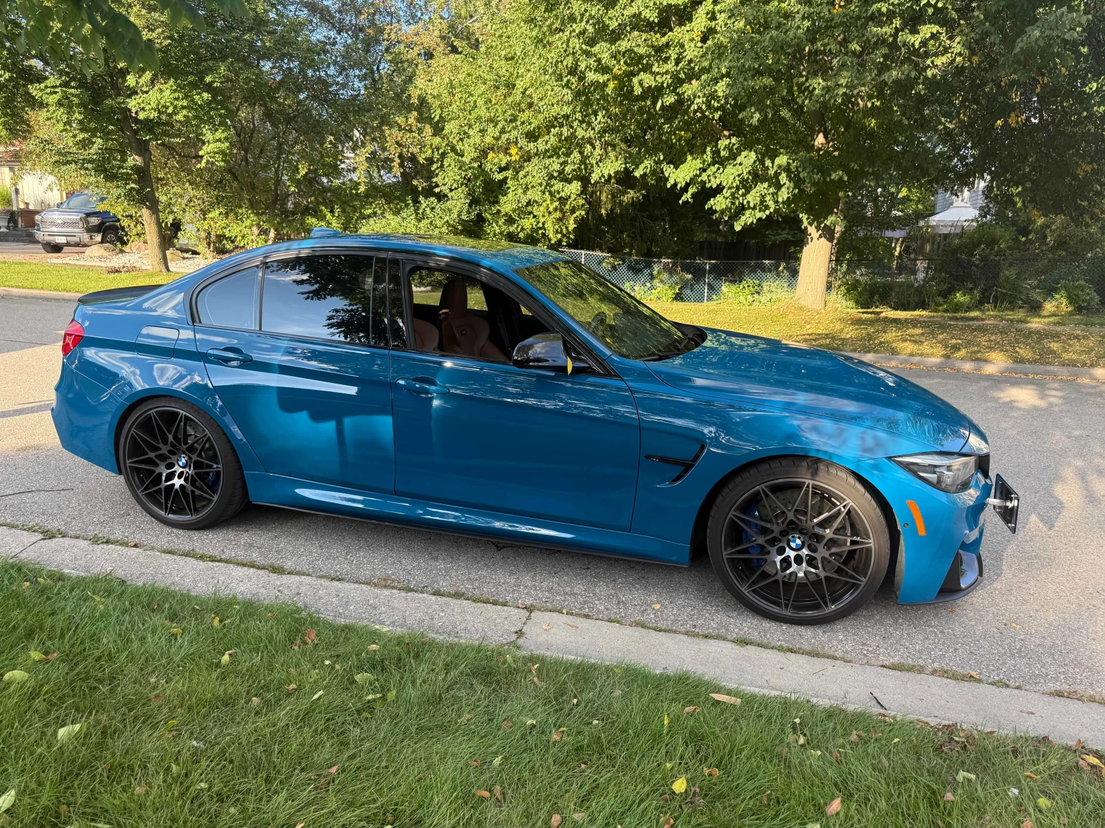BMW M3 * АВТОКРЕДИТ БЕЗ ПЪРВОНАЧАЛНА ВНОСКА* , снимка 3 - Автомобили и джипове - 55973835