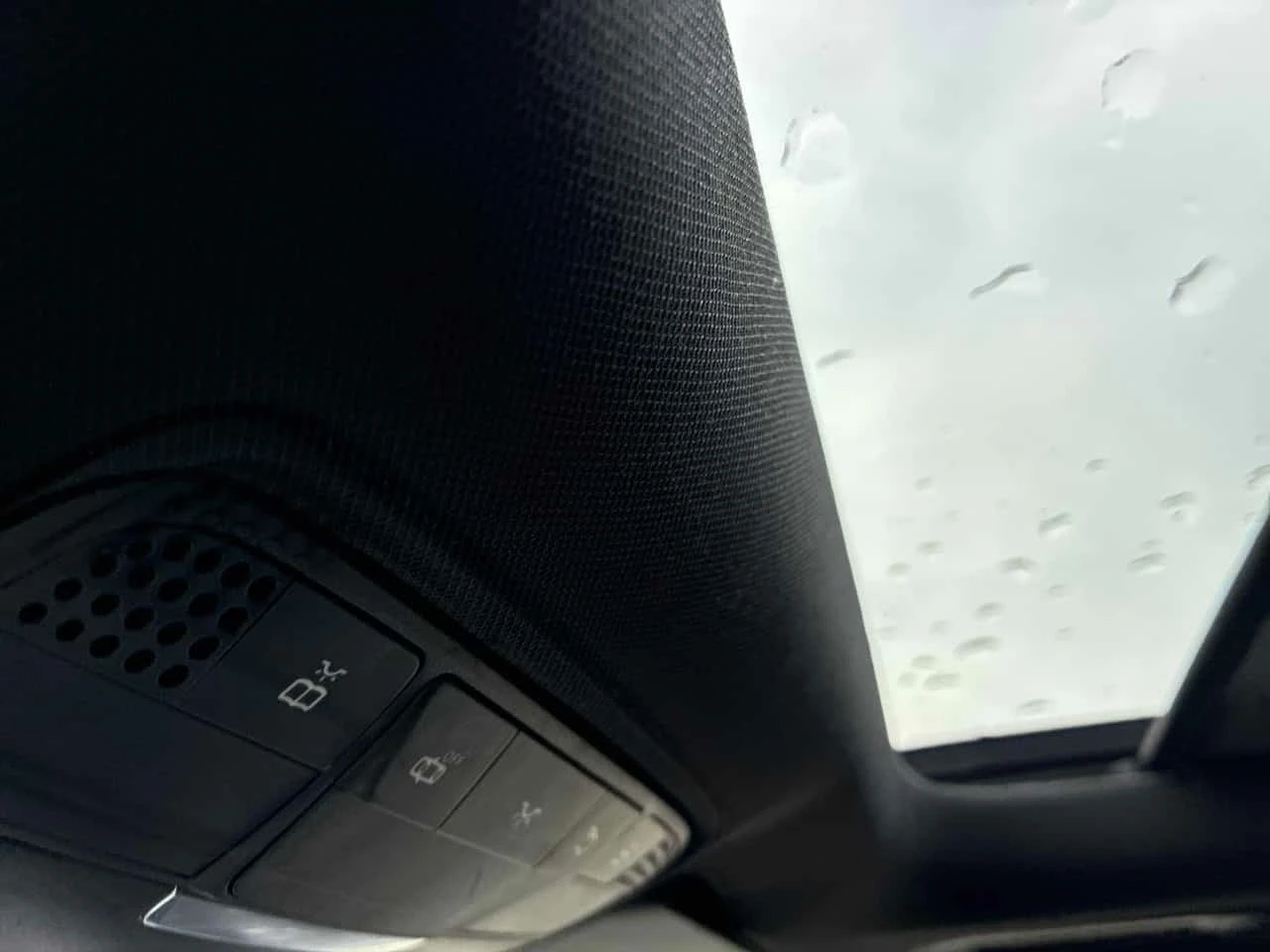 Mercedes-Benz C 300 * ГЛАВНО ПРЕДСТАВИТЕЛСТВО * 360 КАМЕРА * , снимка 12 - Автомобили и джипове - 56335065