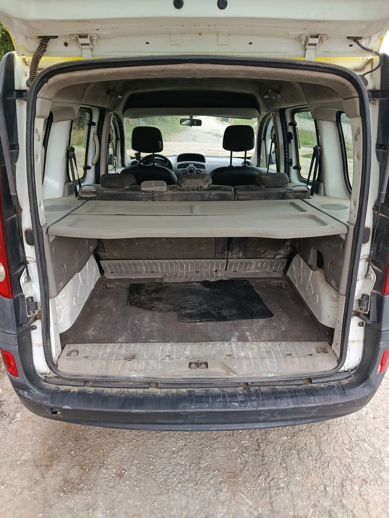 Renault Kangoo, снимка 4 - Автомобили и джипове - 56518899