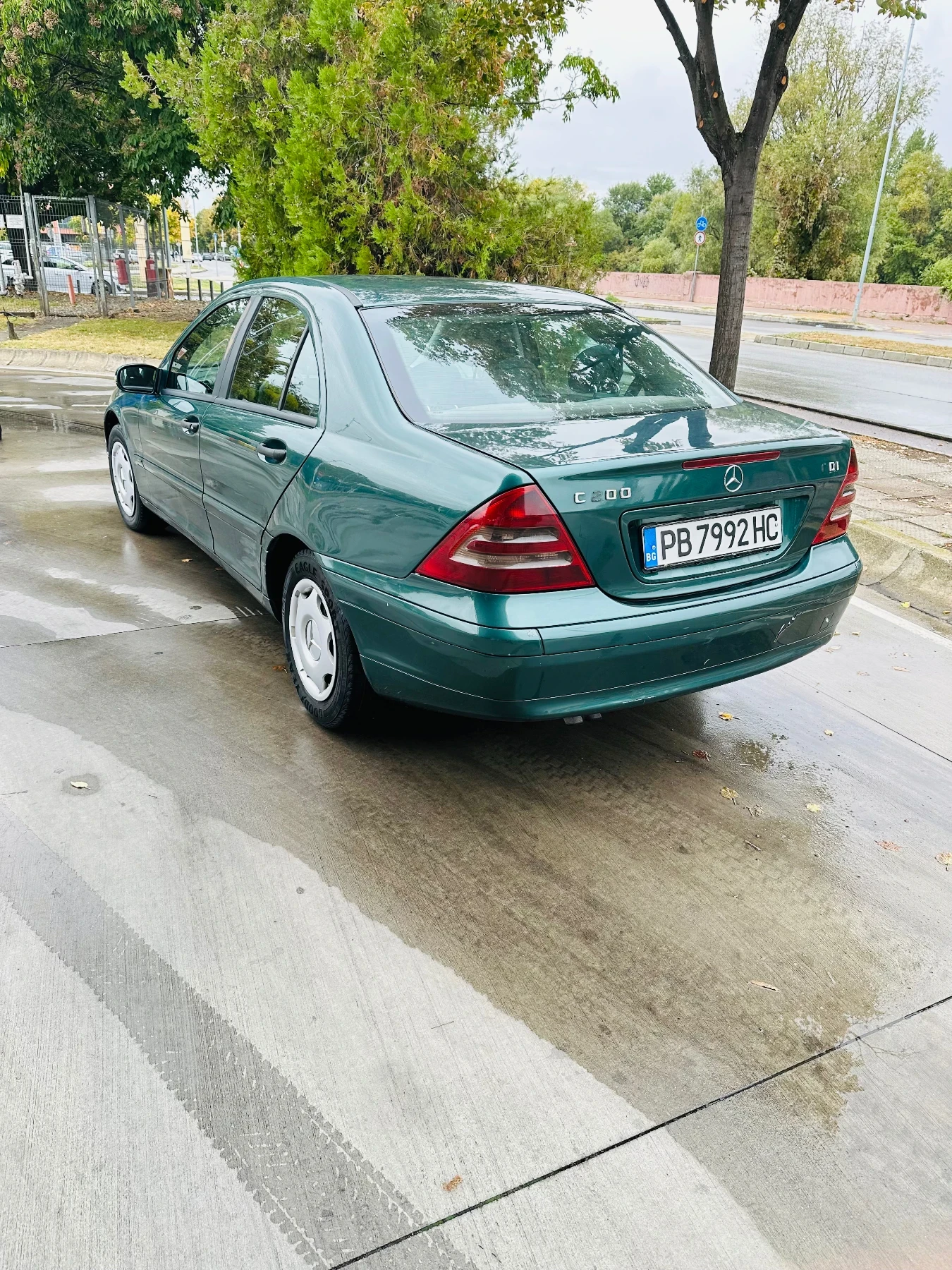 Mercedes-Benz C 200, снимка 5 - Автомобили и джипове - 56550838