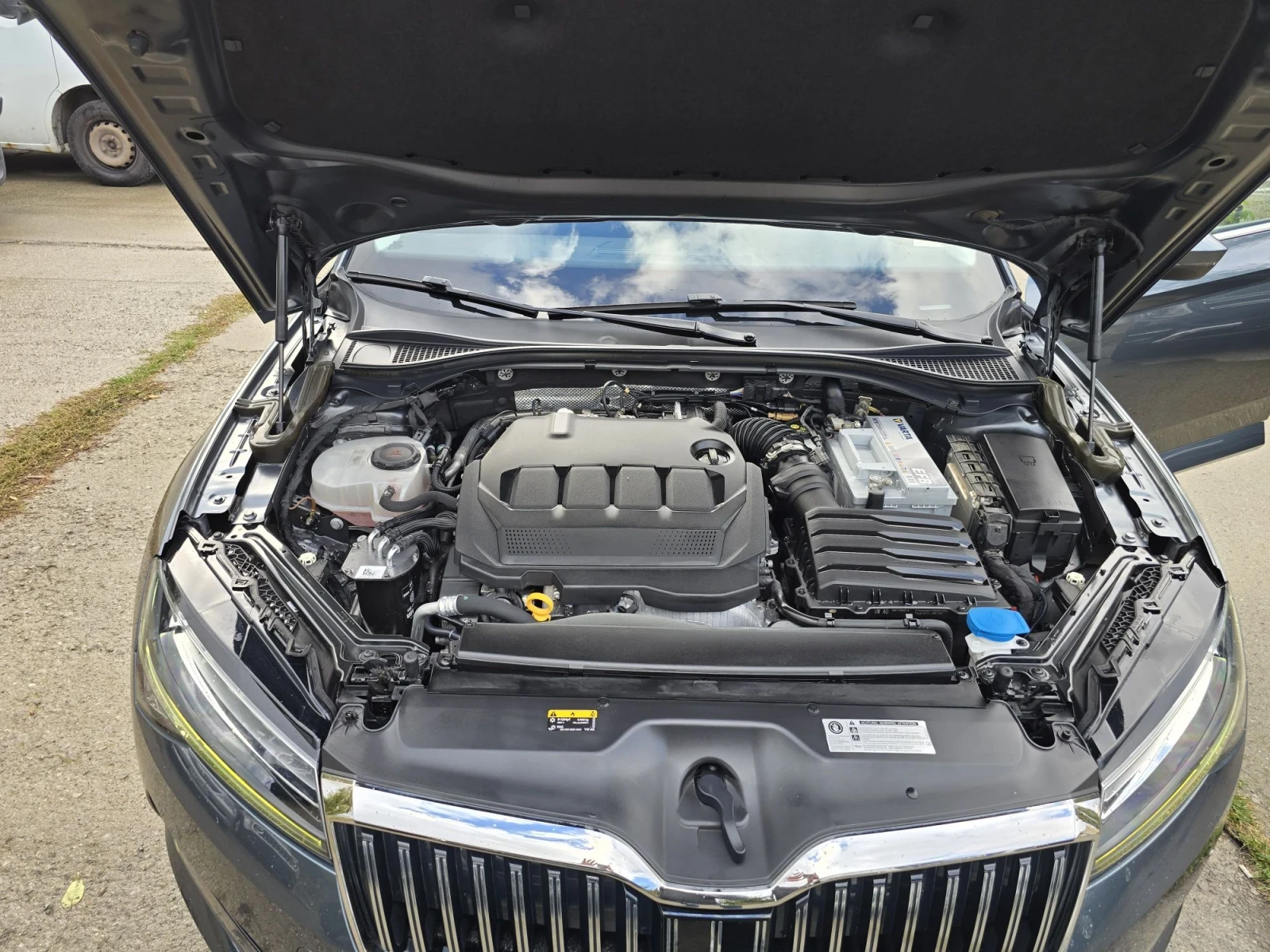 Skoda Superb 2.0TDI 150ks, снимка 16 - Автомобили и джипове - 56621033
