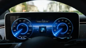 Mercedes-Benz EQE 350 4MATIC, снимка 10