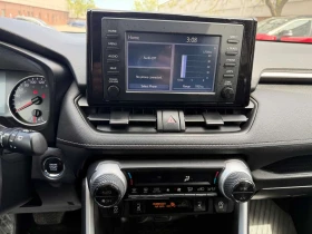 Toyota Rav4 * XLE AWD * ПОДГРЕВИ * ПАНО * KEYLESS * CARFAX | Auto.bg — изображение 11