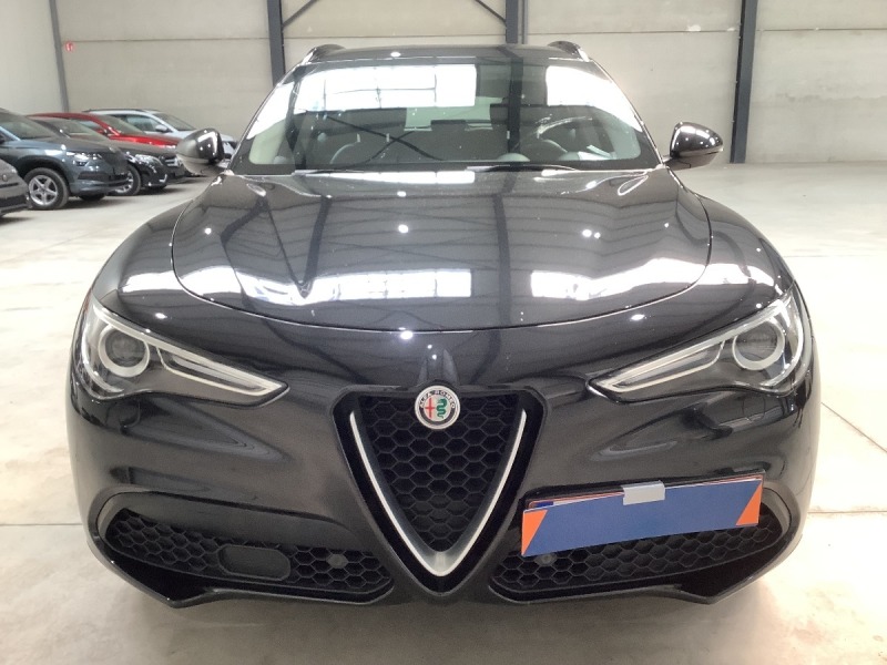 Alfa Romeo Stelvio 2.2 JTDM Affaires, снимка 13 - Автомобили и джипове - 45685936