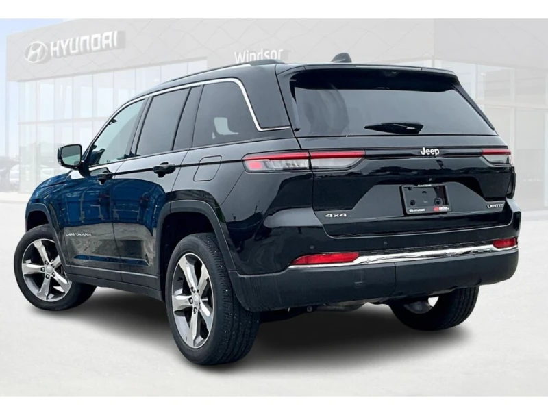 Jeep Grand cherokee 2022 Jeep Grand Cherokee Limited, снимка 4 - Автомобили и джипове - 51053383