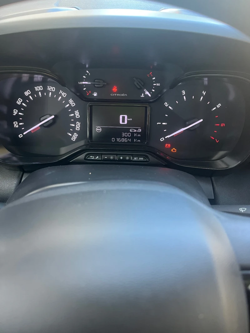 Citroen C3 Aircross, снимка 4 - Автомобили и джипове - 51056841