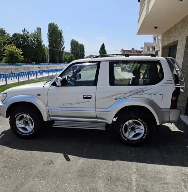 Toyota Land cruiser 3.0TD, снимка 8 - Автомобили и джипове - 47286195