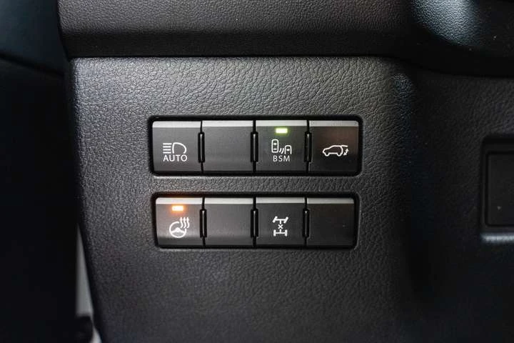 Lexus NX NX300| Clean Carfax| Cooled Seat| Sunroof| , снимка 17 - Автомобили и джипове - 53595212