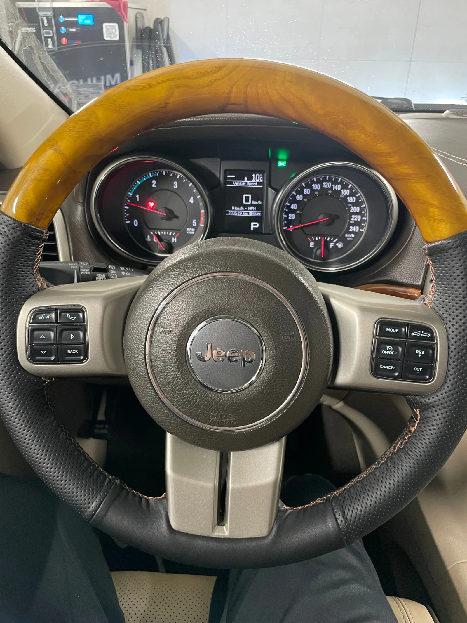 Jeep Grand cherokee 3.0 CRD Overland/Distronic//  | Mobile.bg   13