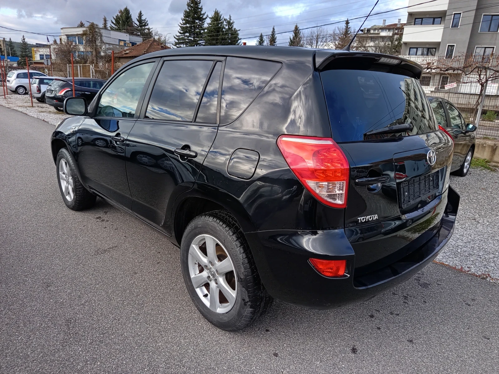 Toyota Rav4 2.2 d4d-136 - изображение 6
