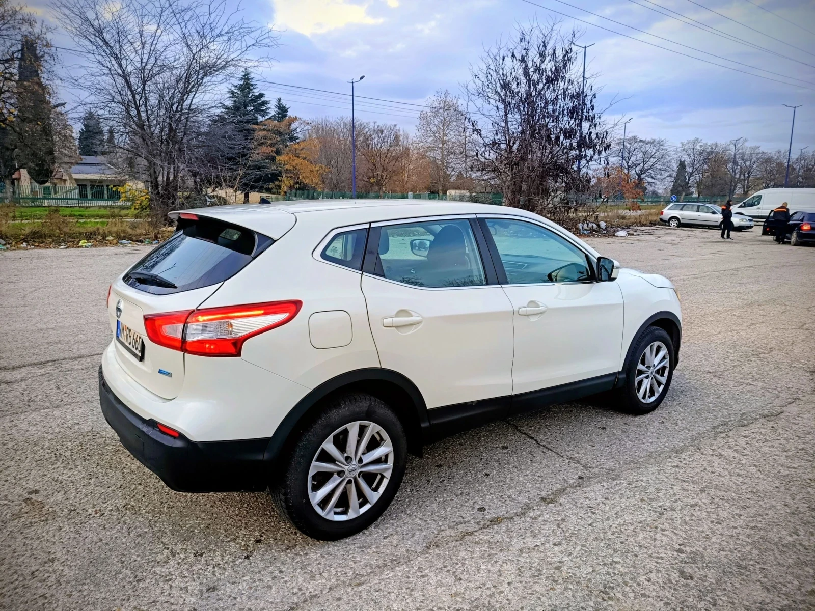 Nissan Qashqai 1.5.110 кс - изображение 6